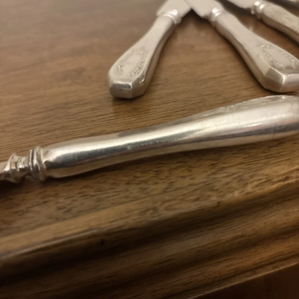 Holmes & Edwards 1914 CAROLINA‎ Silverplate Flatware 6 Knives Basket NoMonogram